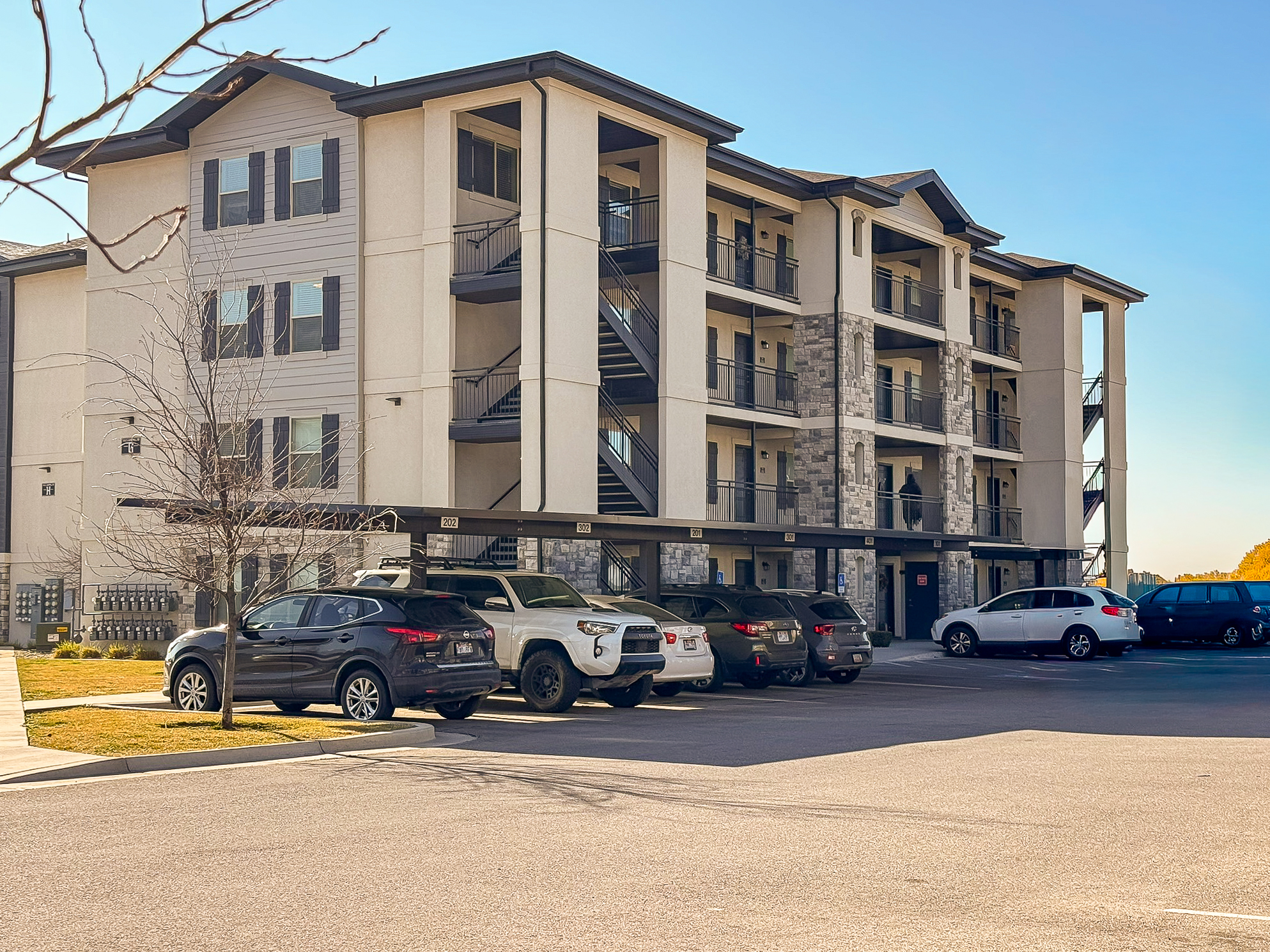 1700 South Sandhill Road #G304 - 1